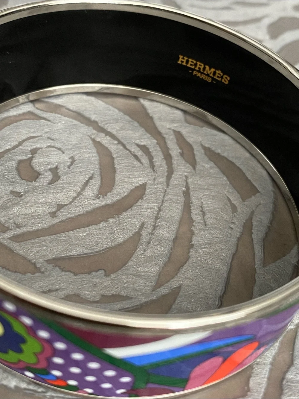 Authentic Hermes Enamel MM Bangle